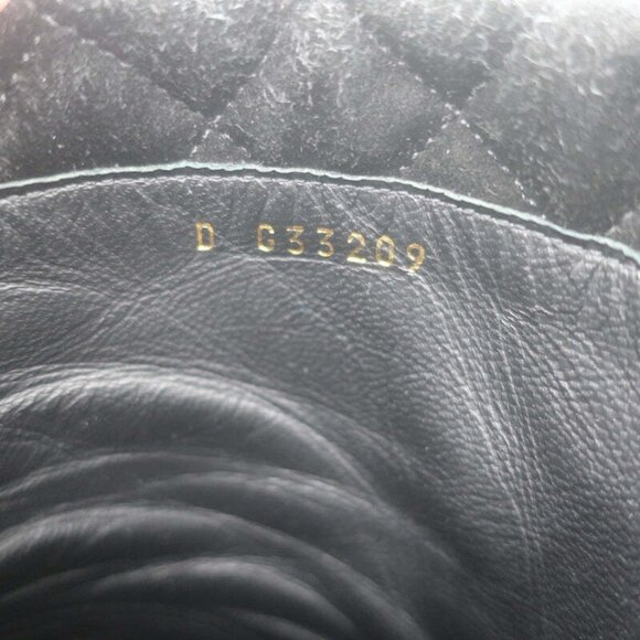 Chanel 17B Clover & Heart Quilted Fold-Over Boots Black Suede Size 35.5 - Picture 11 of 12